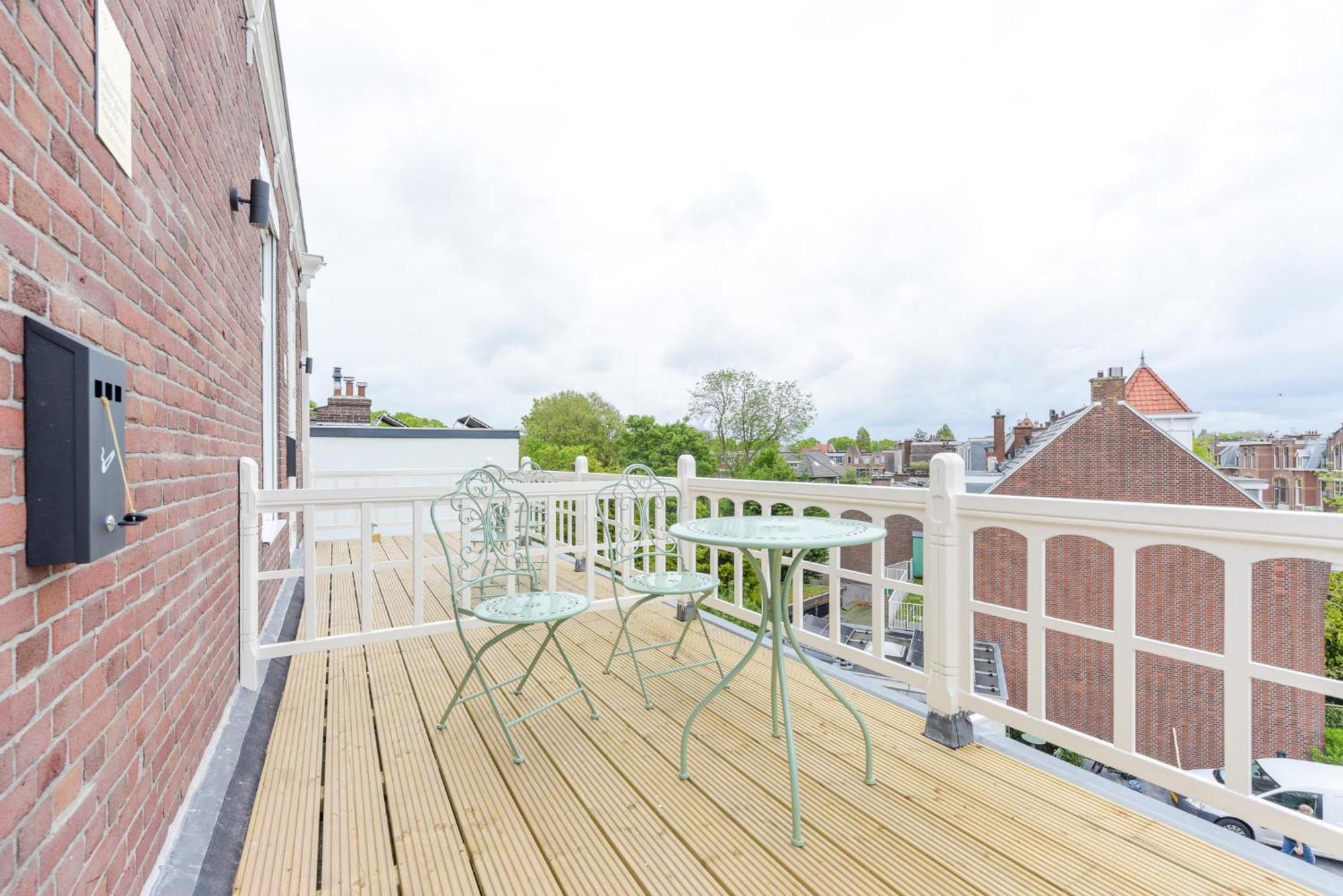 Novallure Villa Margaretha - Short Stay Apartments Rijswijk Exterior foto